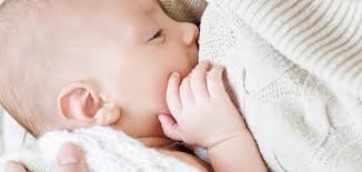 فطام الرضيع من الرضاعه الطبيعيه بسهولة